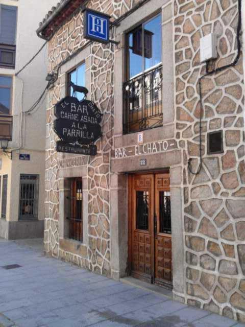 Hostal Restaurante El Chato El Barraco Exterior foto
