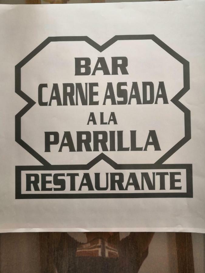 Hostal Restaurante El Chato El Barraco Exterior foto